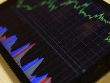 东部战区回应英舰过航台湾海峡，坚定维护主权与地区和平